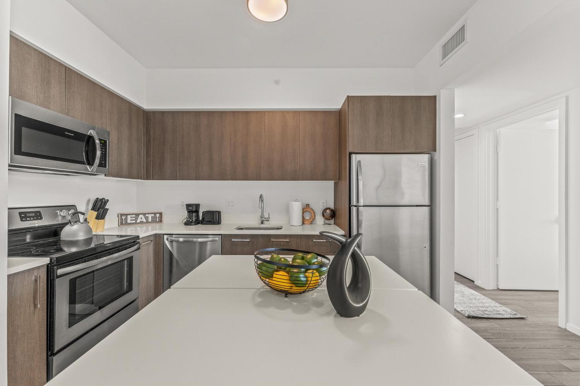 Tr Miami 2 Bedroom, 1 Bedroom, And Studio Condos With Balconies Ngoại thất bức ảnh