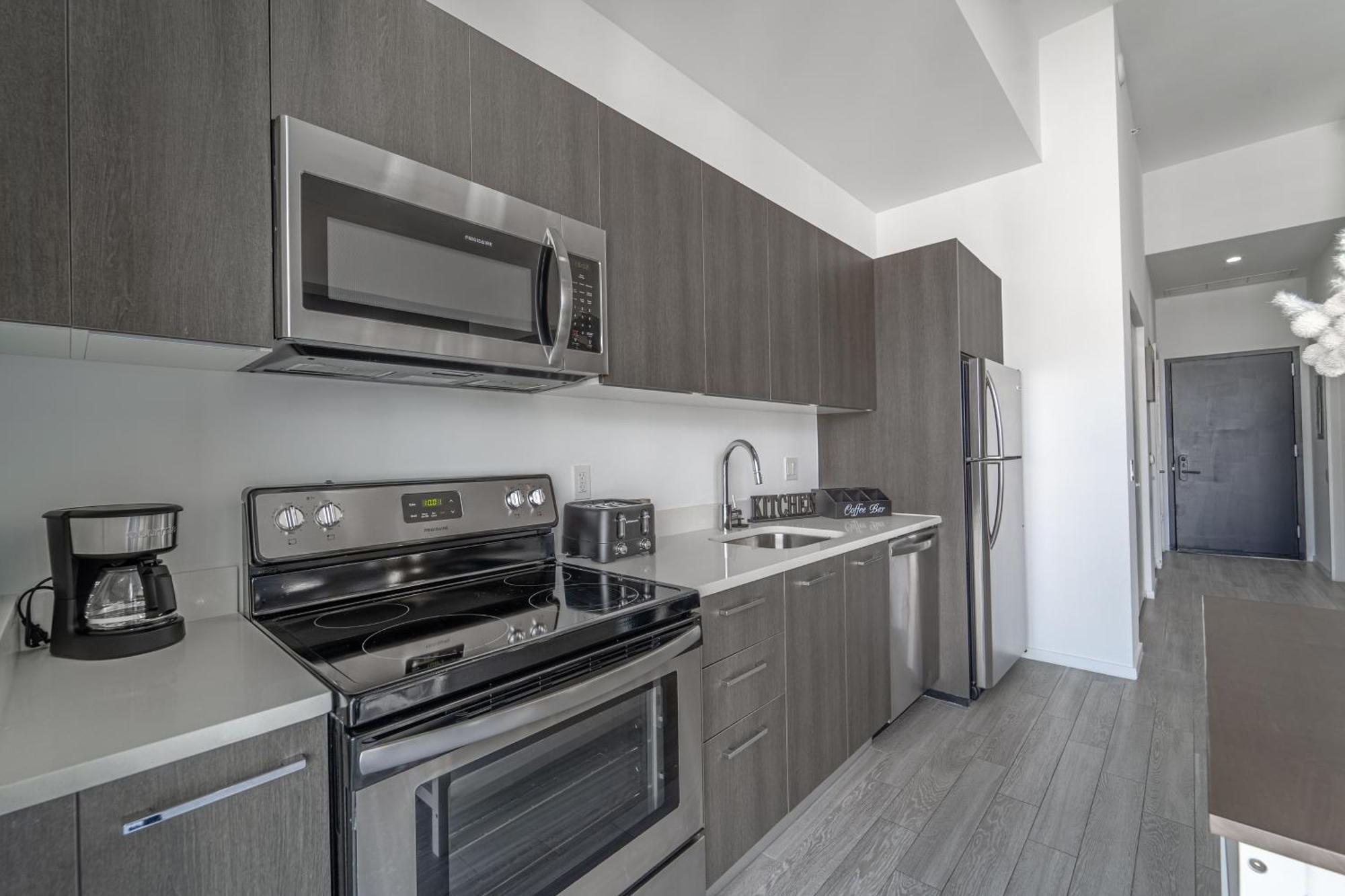 Tr Miami 2 Bedroom, 1 Bedroom, And Studio Condos With Balconies Ngoại thất bức ảnh