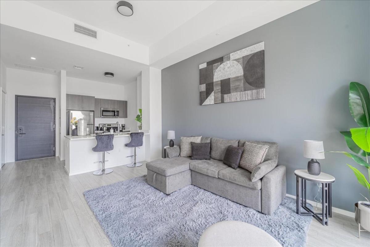Tr Miami 2 Bedroom, 1 Bedroom, And Studio Condos With Balconies Ngoại thất bức ảnh