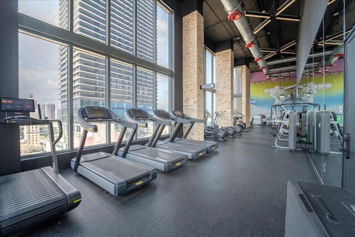 Tr Miami 2 Bedroom, 1 Bedroom, And Studio Condos With Balconies Ngoại thất bức ảnh