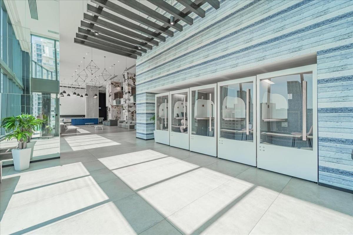 Tr Miami 2 Bedroom, 1 Bedroom, And Studio Condos With Balconies Ngoại thất bức ảnh